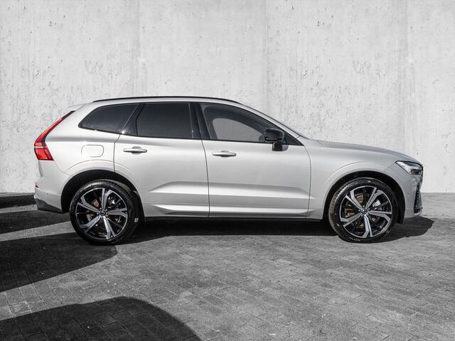 Volvo XC60 2.0 T8 Plug-in hybrid AWD Plus Dark (335kW/455PK) PANORAMA, TREKH, WINTER, HuD ** 1e EIG - Ex VOLVO) ** INFORMEER OOK NAAR ONZE AANTREKKELIJKE FINANCIAL-LEASE TARIEVEN **