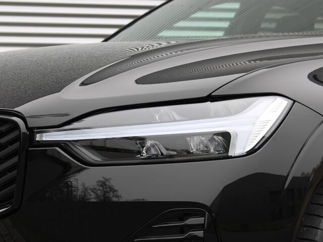 Volvo XC60 2.0 T8 Plug-in hybrid AWD Ultra Black Edition Automaat / Panoramadak / 360* camera / Trekhaak / Harman Kardon audio