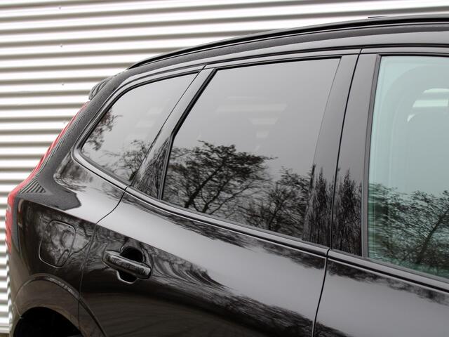 Volvo XC60 2.0 T8 Plug-in hybrid AWD Ultra Black Edition Automaat / Panoramadak / 360* camera / Trekhaak / Harman Kardon audio