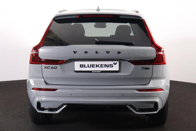 Volvo XC60 T6 Recharge AWD Plus Black Edition - Panorama/schuifdak - IntelliSafe Assist & Surround - Harman/Kardon audio - 360º Camera - Verwarmde voorstoelen, stuur & achterbank - Parkeersensoren voor & achter - Elektr. bedienb. voorstoelen met geheugen - Head up d