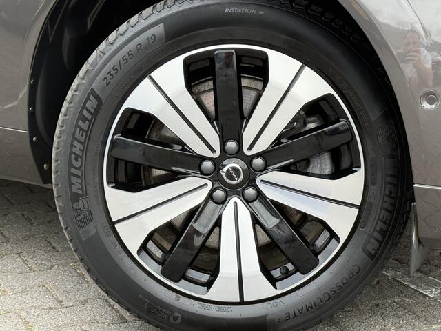 Volvo XC60 2.0 T6 Plug-in hybrid AWD Plus Dark | Trekhaak | Pano | Memory | H/K Audio | 360* Camera