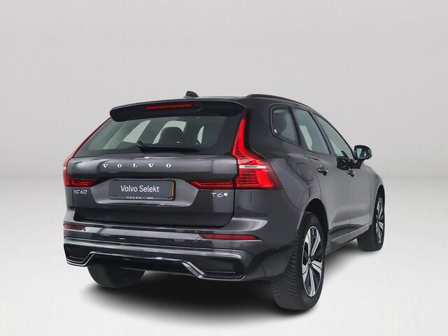 Volvo XC60 T6 Plug-in hybrid AWD Plus Dark | Panoramadak | 360° camera | Stoel- en Stuurverwarming | Trekhaak