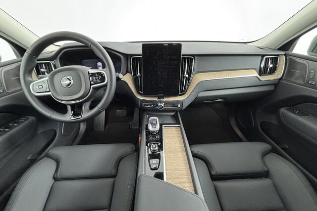 Volvo XC60 T6 Plug-in hybrid AWD Plus Bright | 360° camera | Harman Kardon | Stoel- en Stuurverwarming | Trekhaak