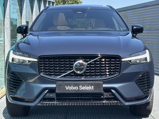 Volvo XC60 2.0 T8 Plug-in hybrid AWD Ultimate Dark Panoramadak, Geventileerde / Massage comfort stoelen, Harman-Kardon premium sound, Verwarmde stoelen 4X, Trekhaak semi electrisch