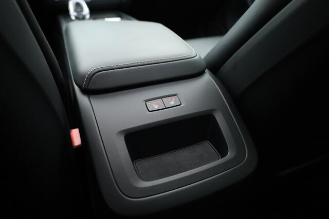 Volvo XC60 2.0 T6 Plug-in hybrid AWD Plus Black Edition | Rijklaar! | S/K-Dak | Bliss | Leder+Memory | Adapt. Cruise | Stoel-Stuurverw. | Verw. Ruit | Dig. Cockpit | Google | 360*+PDC | LED | 21'' | Elek. Klep V