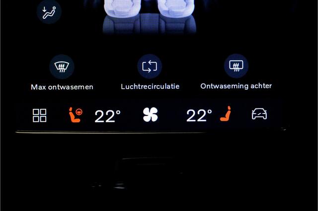 Volvo XC60 2.0 T8 AWD 335kW/456pk Aut8 Plug-in hybrid Inscription Long Range PANORAMADAK + PILOT ASSIST + HARMAN/KARDON + EL.TREKHAAK + 360 CAMERA + SPORTSTOELEN + BLIS + ADAPT.CRUISE + STOEL-&STUURVERWARMING + PARKSENSOREN V&A + 18" LM-VELGEN!!