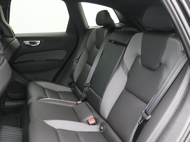 Volvo XC60 2.0 T8 Plug-in hybrid AWD Plus Dark 456PK Aut. Panoramadak, 21" LM Velgen, 360gr. Camera, Head-Up Display, Elektr. Achterklep, Keyless, Memorystoel, Harman Kardon