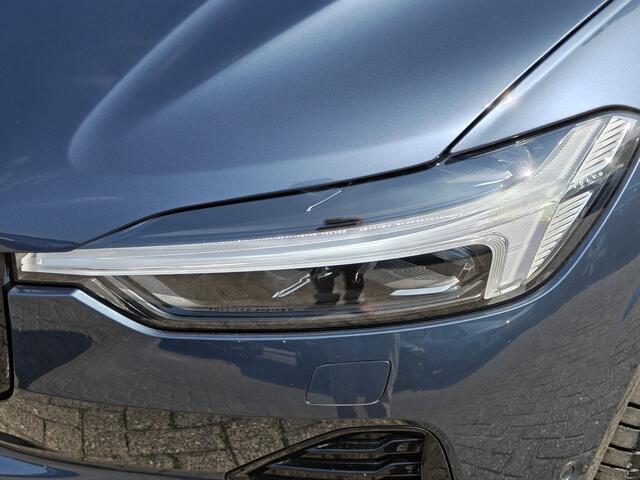 Volvo XC60 T8 455PK Plug-in hybrid AWD Plus Black Edition | Facelift | Trekhaak | Blis | Luchtvering | Pano | ACC | 360 Camera | HUD | H&K | Elektr. stoelen |