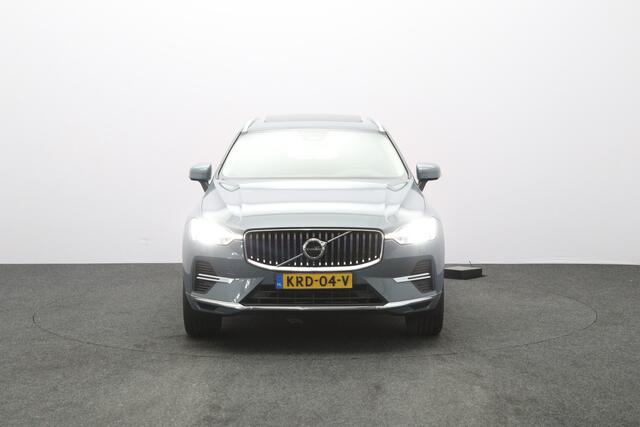 Volvo XC60 2.0 T8 Plug-In Hybrid 456 PK AWD Ultra Bright, Lonf Range, Panoramadak, Leder, Keyless, H/K Sound, Head-Up
