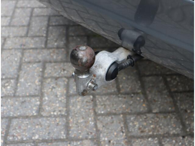 Volvo XC60 2.0 T8 Twin Engine AWD Inscription Navi / Elektr Trekh / 360 Camera / Leder / Memory / Blis /