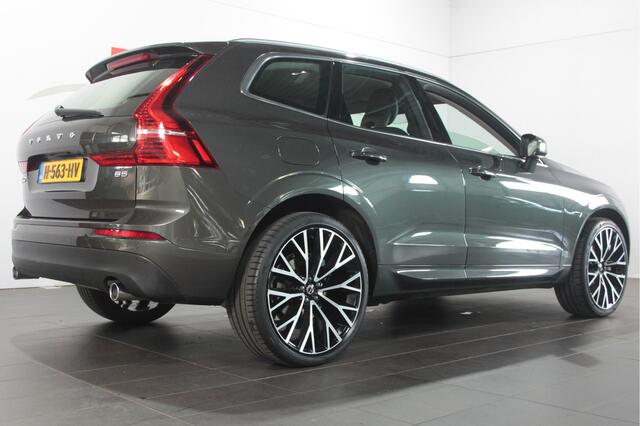 Volvo XC60 2.0 B5 Momentum Pro - Camera / Carplay / Stoel+Stuur verw.