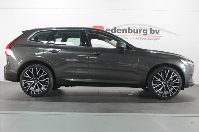 Volvo XC60 2.0 B5 Momentum Pro - Camera / Carplay / Stoel+Stuur verw.