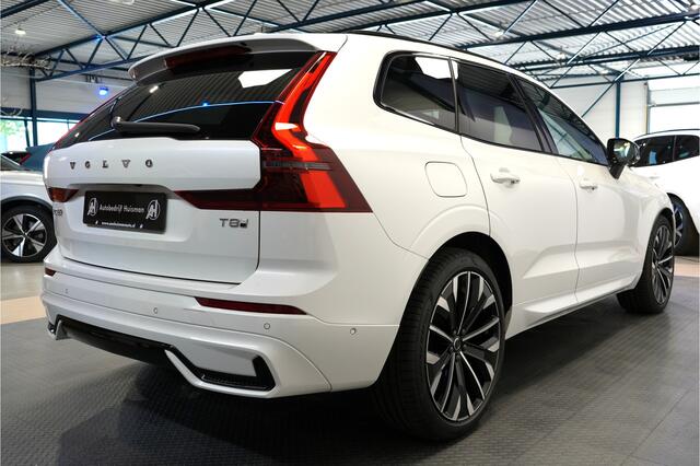 Volvo XC60 2.0 T8 AWD 335kW/456pk Aut8 Recharge Ultra Dark Excl. LUCHTVERING + BOWERS&WILKINS + PANORAMADAK + BLIS + HEAD-UP + PILOT ASSIST + V&A STOEL-&STUURVERWARMING + GOOGLE + STOELVENTILATIE&-MASSAGE + ADAPT.CRUISE + 360 CAMERA + 21" LM-VELGEN!!
