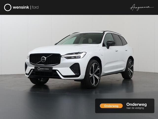 Volvo XC60 2.0 T8 Plug-in hybrid AWD Plus Dark | Panoramadak | HUD | Ele.verstelbare stoelen + Geheugen | Stoelverwarming voor + achter | Navigatie | Apple CarPlay/Android Auto | Harman/Kardon Audio | DAB | Adaptieve Cruise Control | HUD | Ele.kofferdeksel |