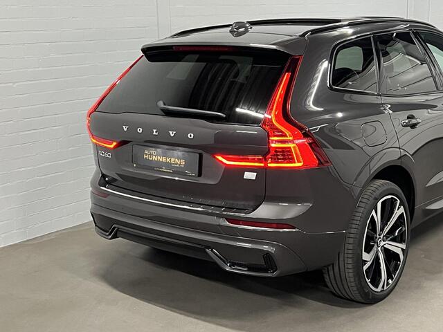 Volvo XC60 T6 AWD Recharge Plus Dark Adaptive cruise | Open dak | Stuur-/Stoelverwarming | Harman & Kardon | Camera | Google | 21" wielen