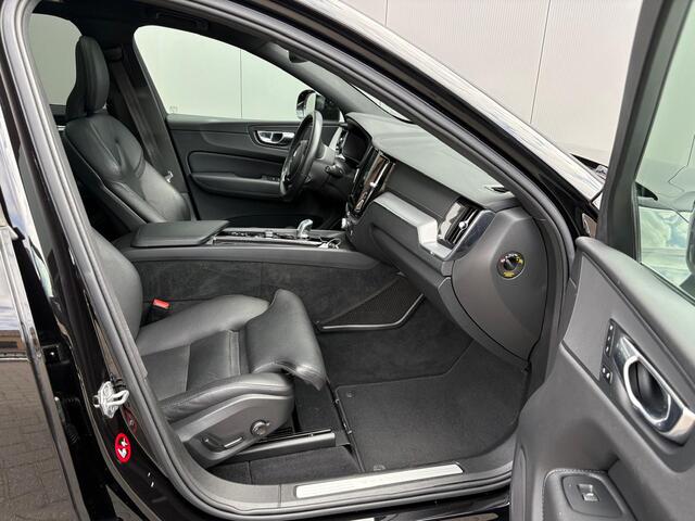 Volvo XC60 2.0 T8 Twin Engine AWD Inscription Pano-dak/Trekhaak/Luchtvering/Stoelverwarming