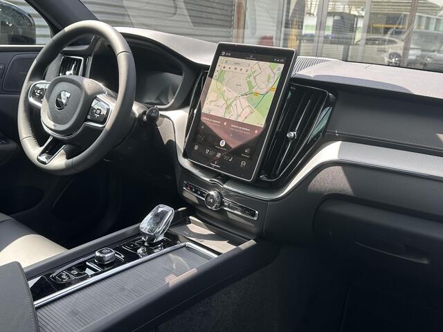Volvo XC60 2.0 T8 Plug-in hybrid AWD Ultra Black Edition / Pano. dak / Head-up display / Elek. verstelbare stoelen / Voor+achter+stuur verwarmd / Harman kardon / 360 camera / BLIS / Seat memory /