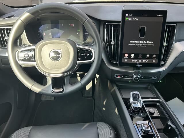 Volvo XC60 2.0 T8 Plug-in hybrid AWD BLACK EDITION (335kW/455PK) ** PANO, TREKH, ACC, HuD, 21-inch LMV ** 1e EIG - UNFALLFREI ** ** INFORMEER OOK NAAR ONZE AANTREKKELIJKE FINANCIAL-LEASE TARIEVEN **