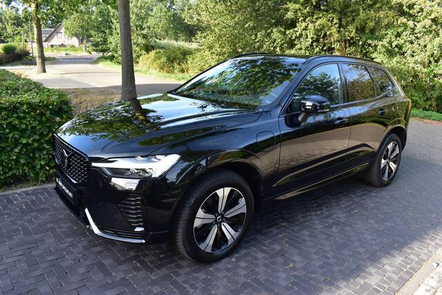 Volvo XC60 2.0 T6 Plug-in hybrid AWD 400PK Dark, PANO, LEER, TREKH.