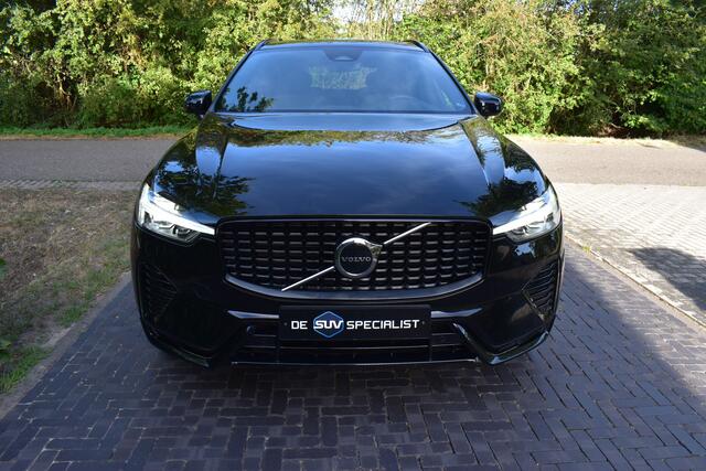 Volvo XC60 2.0 T6 Plug-in hybrid AWD 400PK Dark, PANO, LEER, TREKH.