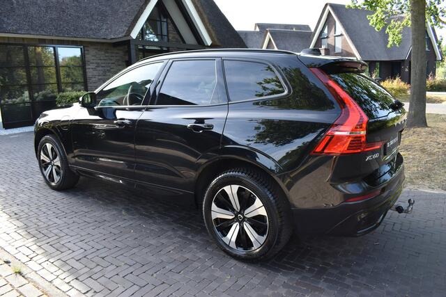 Volvo XC60 2.0 T6 Plug-in hybrid AWD 400PK Dark, PANO, LEER, TREKH.