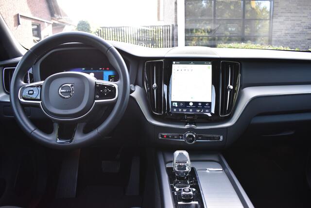 Volvo XC60 2.0 T6 Plug-in hybrid AWD 400PK Dark, PANO, LEER, TREKH.