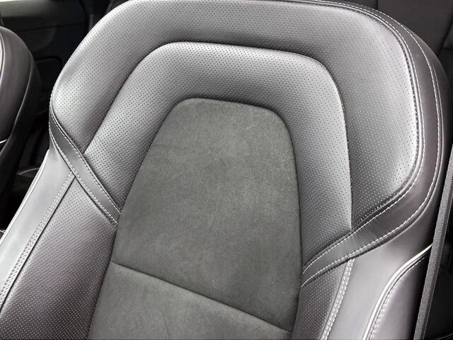 Volvo XC60 T5 AWD R-Design | Pilot Assist | 21 inch | Pano | H&K |