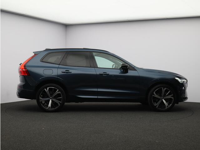 Volvo XC60 2.0 T6 Plug-in hybrid AWD Ultimate Dark / Head-up Display / Panoramadak / 360 Camera / Stoel+Stuurverwarming / Harman Kardon / Getint Glas /