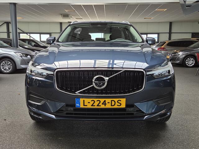 Volvo XC60 2.0 B5 Momentum Exclusive