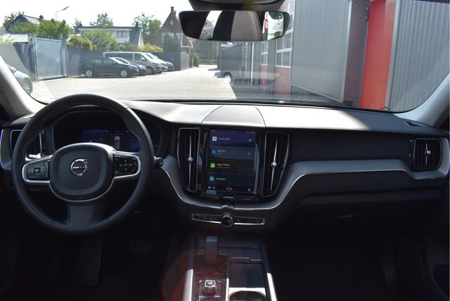 Volvo XC60 2.0 T6 Plug-in hybrid AWD Plus Dark Panoramadak, Contourstoel+memory, Keyless entry, Camera, Carplay, Leder