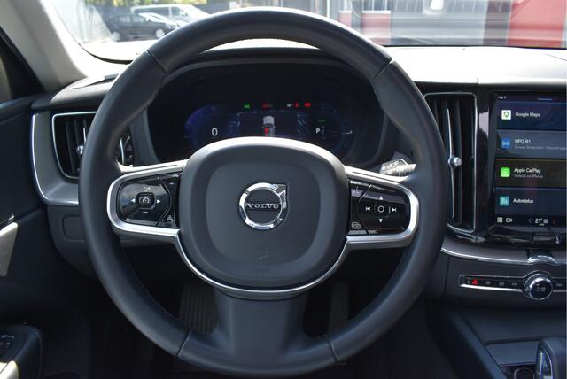 Volvo XC60 2.0 T6 Plug-in hybrid AWD Plus Dark Panoramadak, Contourstoel+memory, Keyless entry, Camera, Carplay, Leder