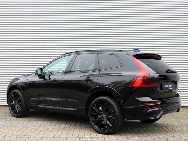 Volvo XC60 2.0 T6 Plug-in hybrid AWD Ultra Black Edition Automaat / Panoramadak / 360* camera / Head-up display / Trekhaak / Luchtvering
