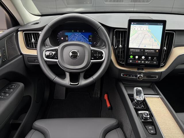Volvo XC60 2.0 T6 Plug-in hybrid AWD Ultra Dark / Luchtvering/ Head up display/ 360 camera /Panorama dak / Trekhaak/ Harman & Kardon / Stoelverwarming /