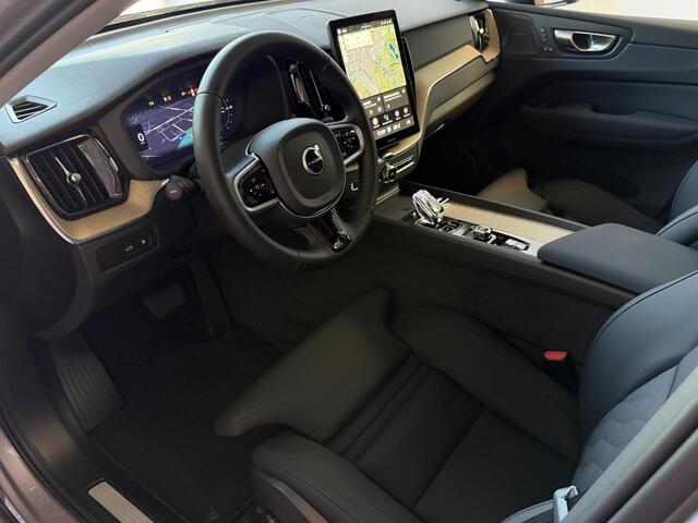 Volvo XC60 2.0 T8 455PK AWD PLUS DARK NIEUWE AUTO HARMAN KARDON 360.CAM STOEL/STUUR VERW LEER