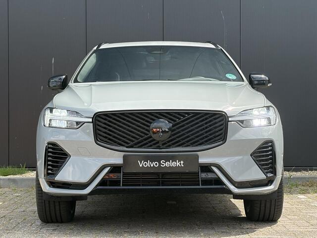 Volvo XC60 2.0 T6 Plug-in hybrid AWD Ultra Black Edition / Luchtvering/ Head up display/ 360 camera /Panorama dak / Trekhaak/ Harman & Kardon / Stoelverwarming /