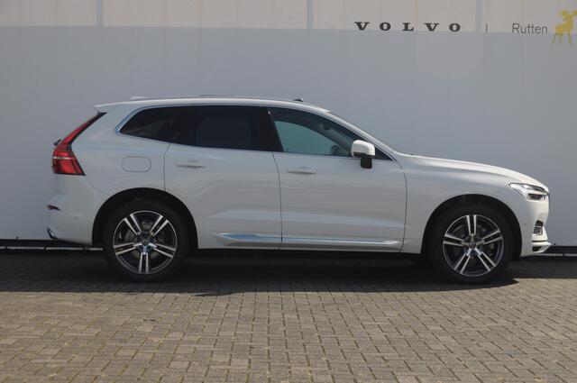 Volvo XC60 T8 390PK Automaat Recharge T8 AWD Inscription / Panoramadak / Leder Dashboard / Luchtvering / Elektrische stoel met geheugen / BLIS / Adaptieve cruise control