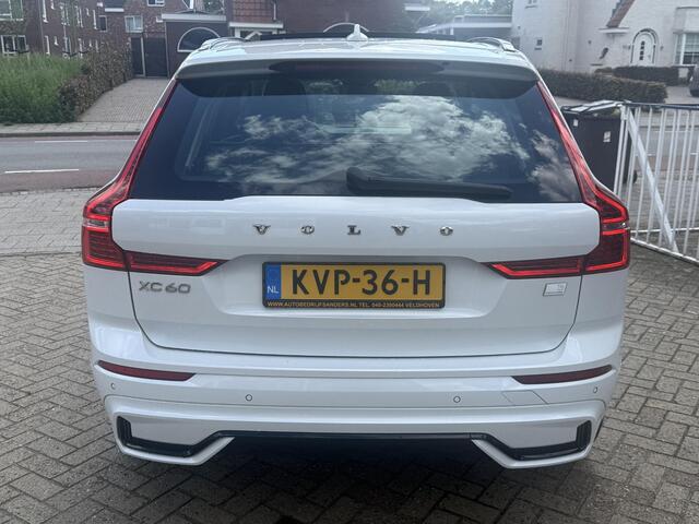 Volvo XC60 2.0 T6 Recharge AWD Ultimate Dark