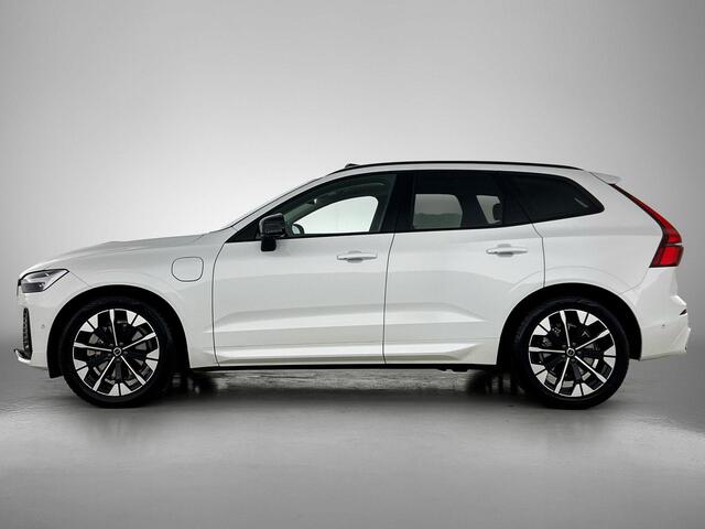 Volvo XC60 2.0 T6 Plug-in hybrid AWD Ultra Dark | Trekhaak | Panoramadak | 360-camera |
