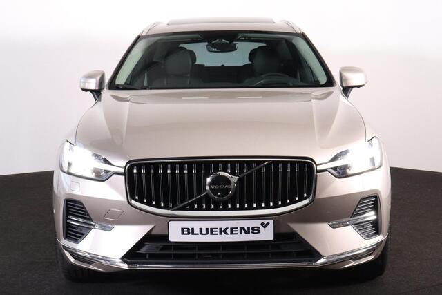 Volvo XC60 T6 Recharge AWD Inscription - Luchtvering - Panorama/schuifdak - IntelliSafe Assist & Surround - 360º Camera - Harman/Kardon audio - Verwarmde voorstoelen, stuur & achterbank - Parkeersensoren voor & achter - Elektr. bedienb. voorstoelen met geheugen - Head up display - Draadloze tel. lader - Standkachel - Extra getint glas - Inklapbare trekhaak - 21' LMV