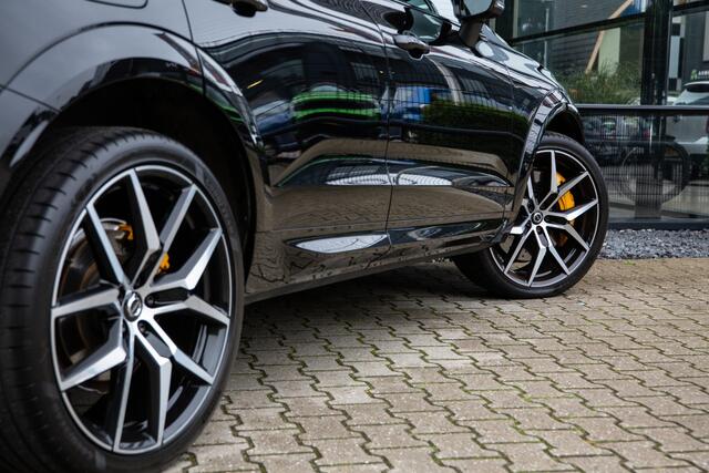 Volvo XC60 2.0 T8 Plug-in-hybrid AWD Polestar Engineered SOH 97%, Panoramadak, Harman/Kardon, Memory, Trekhaak,