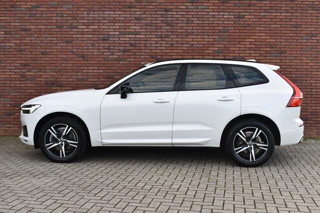 Volvo XC60 B5 252PK R-Design | Trekhaak | Panorama dak | 360 Camera |
