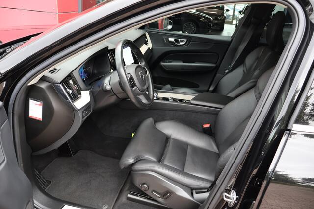 Volvo XC60 2.0 T6 Plug-in hybrid AWD Inscription | Origineel NL | Panoramadak | Trekhaak | Rijklaar | Camera | ACC |