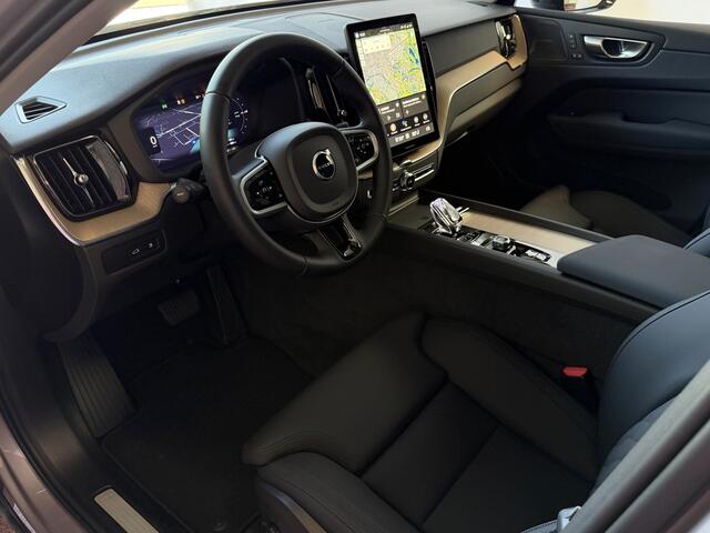 Volvo XC60 2.0 T8 455PK AWD PLUS DARK NIEUWE AUTO HARMAN KARDON 360.CAM STOEL/STUUR VERW LEER vapour grey