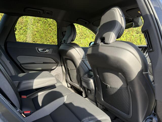Volvo XC60 B4 R-Design | Elec.Stoel | Trekhaak | Donker Glas | Automaat
