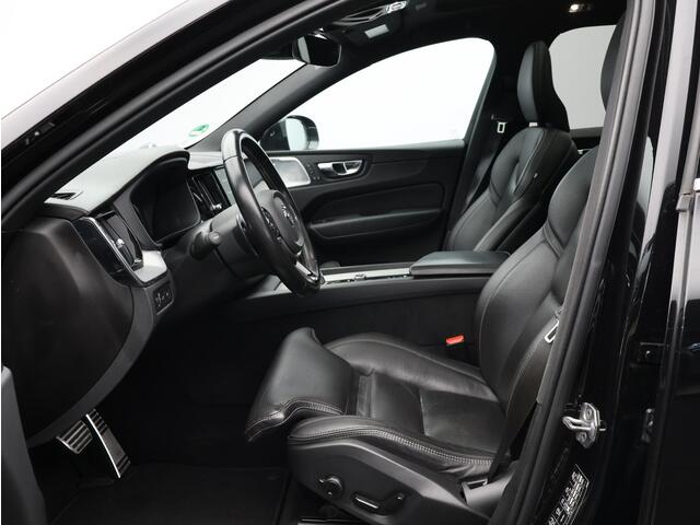 Volvo XC60 T8 390PK Plug in Hybrid AWD R-Design / Luchtvering / B&W / Head-Up / Trekhaak / Nappa Leder met Ventilatie / 360gr Camera / Full Led / Keyless /