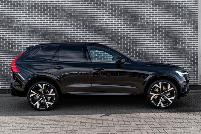 Volvo XC60 T8 Plug-in hybrid AWD Ultra Dark Exec. Ed. | Bowers & Wilkins | Luchtvering | Stoelmassage & Ventilatie | Gelaagd glas | Head-up Display | 22'' |