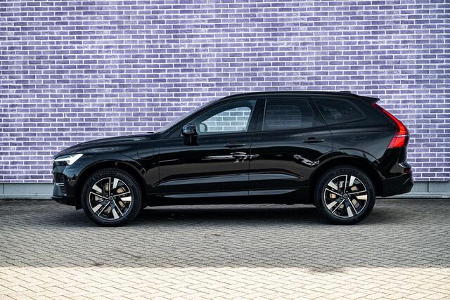 Volvo XC60 T6 335 pk Plug-in hybrid AWD Essential | Trekhaak 2.250 kg | Lederen Bekleding | Extra getint glas | Driver Assist | Climate line | 19" | All Season Banden | Charcoal Hemelbekleding | Park Assist Voor en Achter |