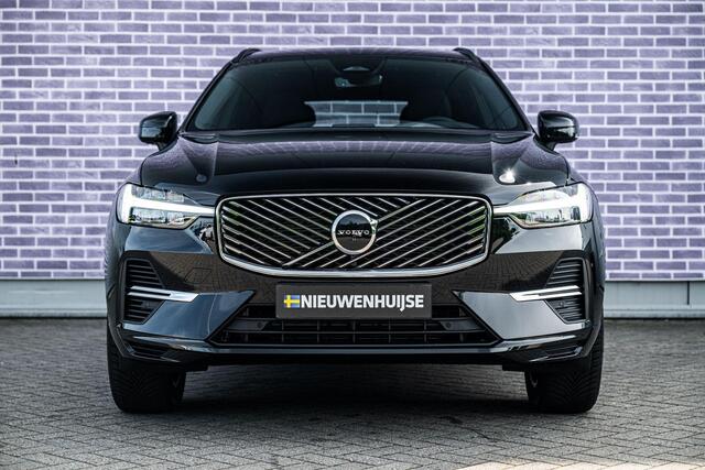 Volvo XC60 T6 335 pk Plug-in hybrid AWD Essential | Trekhaak 2.250 kg | Lederen Bekleding | Extra getint glas | Driver Assist | Climate line | 19" | All Season Banden | Charcoal Hemelbekleding | Park Assist Voor en Achter |