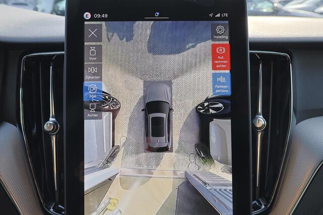 Volvo XC60 T6 Recharge AWD Plus Black Edition - Panorama/schuifdak - IntelliSafe Assist & Surround - 360º Camera - Harman/Kardon audio - Verwarmde voorstoelen, stuur & achterbank - Parkeersensoren voor & achter - Elektr. bedienb. voorstoelen met geheugen - Head up display - Draadloze tel. lader - Extra getint glas - 21' LMV