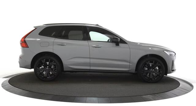 Volvo XC60 2.0 T8 Plug-in hybrid AWD Plus Black Edition Harman-Kardon / Head Up / Panoramadak / 21 "lm velg enz